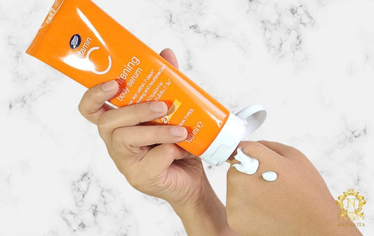 BOOTS VITAMIN C BRIGHTENING BODY SERUM